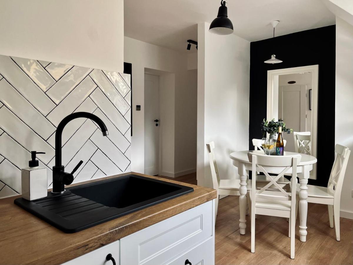Apartament Dana Browna Jelenia Góra Exterior foto
